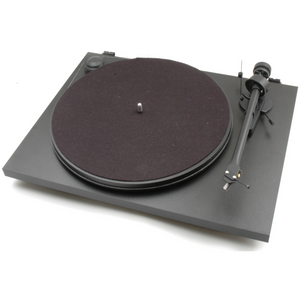 Pro-Ject Essential II Inc. Ortofon OM5e Cartridge | Melbourne Hi Fi | Hawthorn VIC