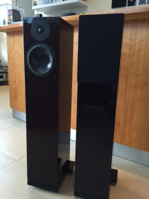 Wilson Benesch Square 2 Floor Standing Loudspeaker Display | Melbourne Hi Fi | Hawthorn VIC